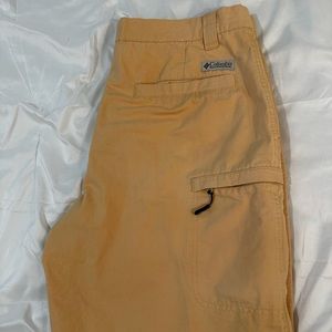 Columbia - Yellow Casual Shorts - Size 36 Waist
